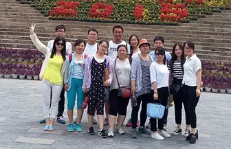 公司组织云台山旅游纪念